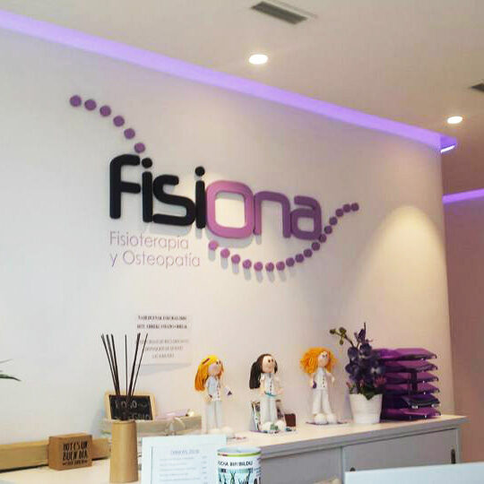 Fisioterapia y osteopatía FISIONA