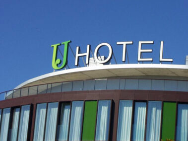 Letras corpóreas Hotel Jardines de Uleta