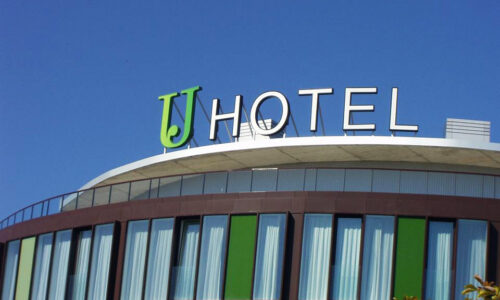 Letras corpóreas Hotel Jardines de Uleta