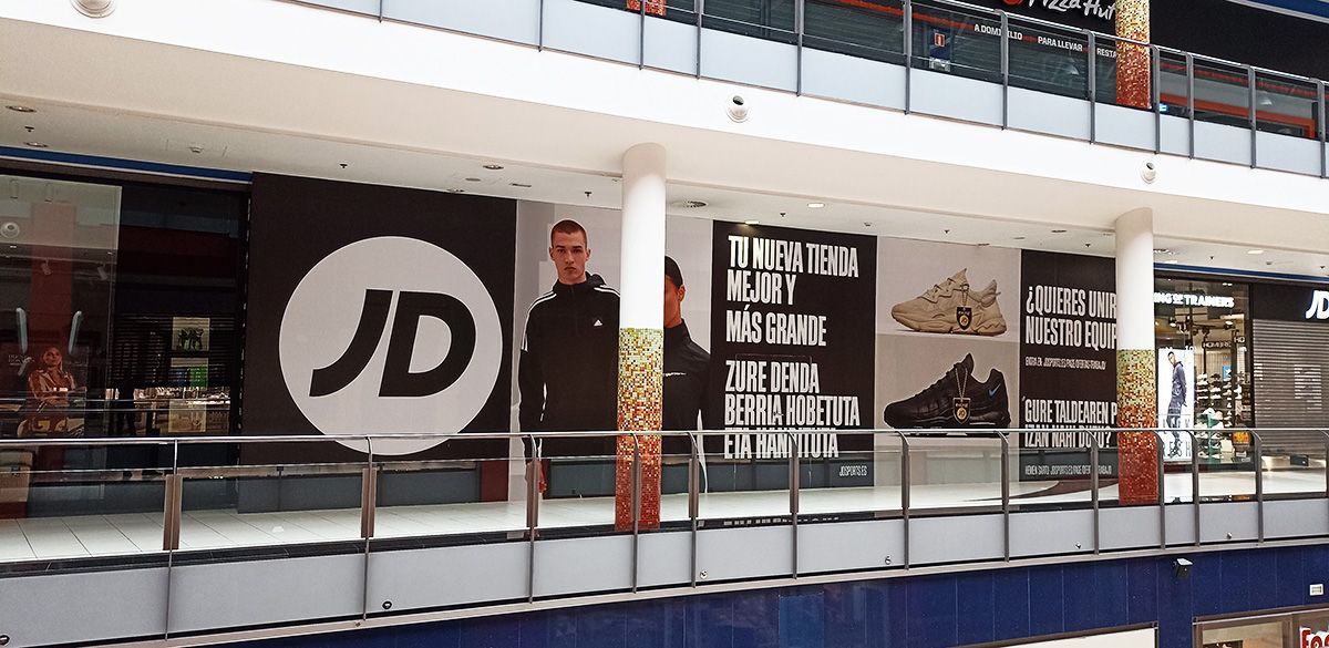 Rotulación gran formato JD SPORTS